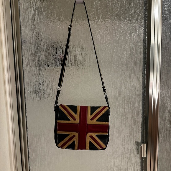 British flag shoulder bag good condition with some wear - Picture 8 of 12